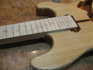 Strat Style Red Hemi – Изготовление гитар на заказ