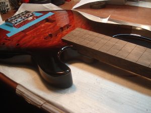 MM 2011 – Изготовление гитар на заказ