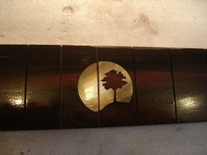Black Moon – Изготовление гитар на заказ