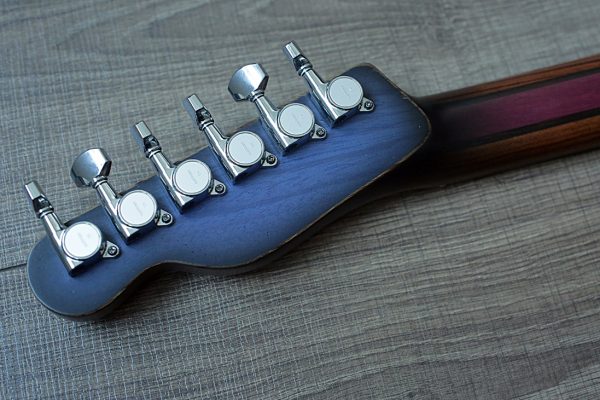 Starline Zebra Blue – Изготовление гитар на заказ