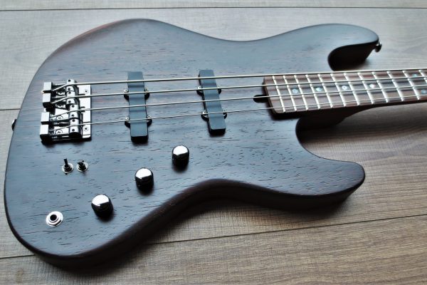 Bass JB - Изготовление гитар на заказ