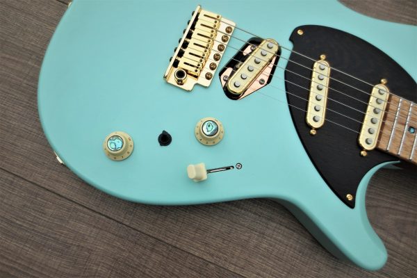 Starline Banana Republic – Изготовление гитар на заказ