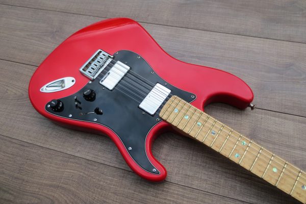 Strat Style Red Hemi – Изготовление гитар на заказ