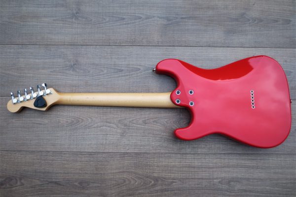 Strat Style Red Hemi – Изготовление гитар на заказ