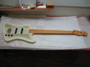 Thunderbird bass – Изготовление гитар на заказ
