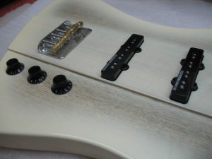 Thunderbird bass – Изготовление гитар на заказ