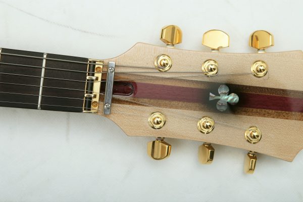 Christina – Изготовление гитар на заказ