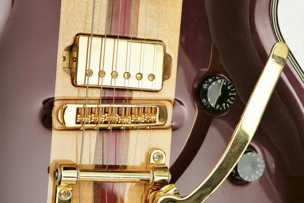 Christina – Изготовление гитар на заказ